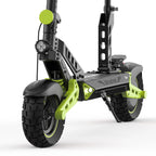 isinwheel D2 Plus, front wheel, headlight, swing arms and seat-post bracket close-up
